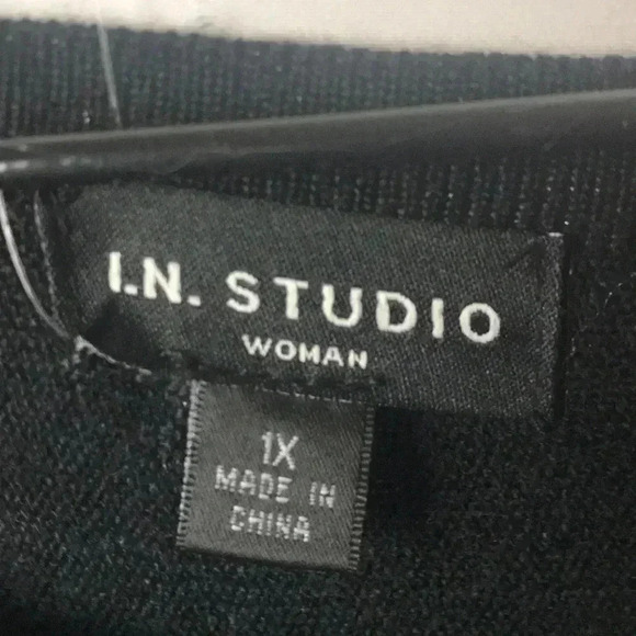 NWT SZ 1X BLACK SWEATER Soft DRESSY TO CASUAL SEE DESCRIPT BELOW NECKLACE - Picture 5 of 13